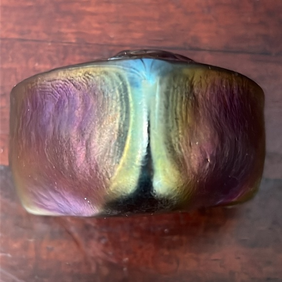 Iridescent Art Glass Angel Cupid Heart Paperweight Signed Robert Held Dated 1998 - Picture 7 of 9